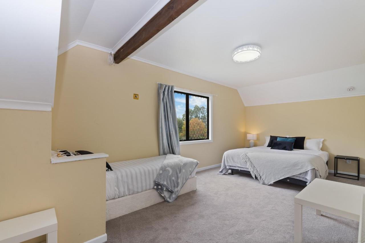 Skyline Mountain View Lodge Up To 16 People Rotorua Dış mekan fotoğraf